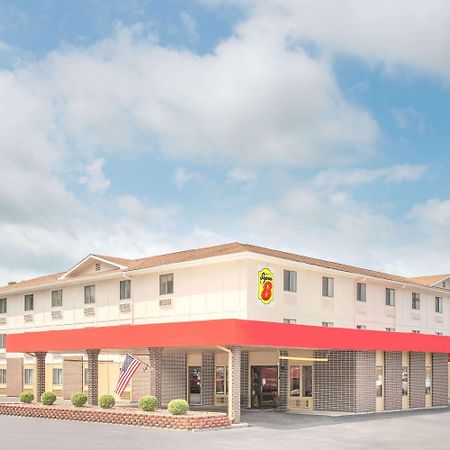 Super 8 by Wyndham Terre Haute Eksteriør billede