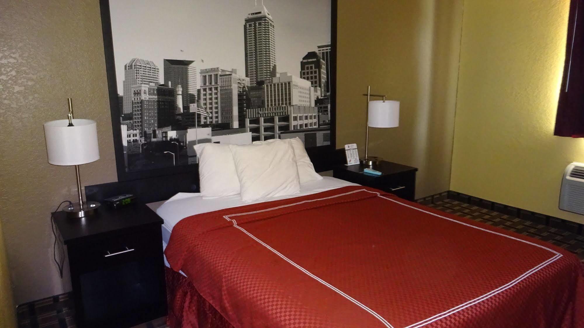 Super 8 by Wyndham Terre Haute Eksteriør billede